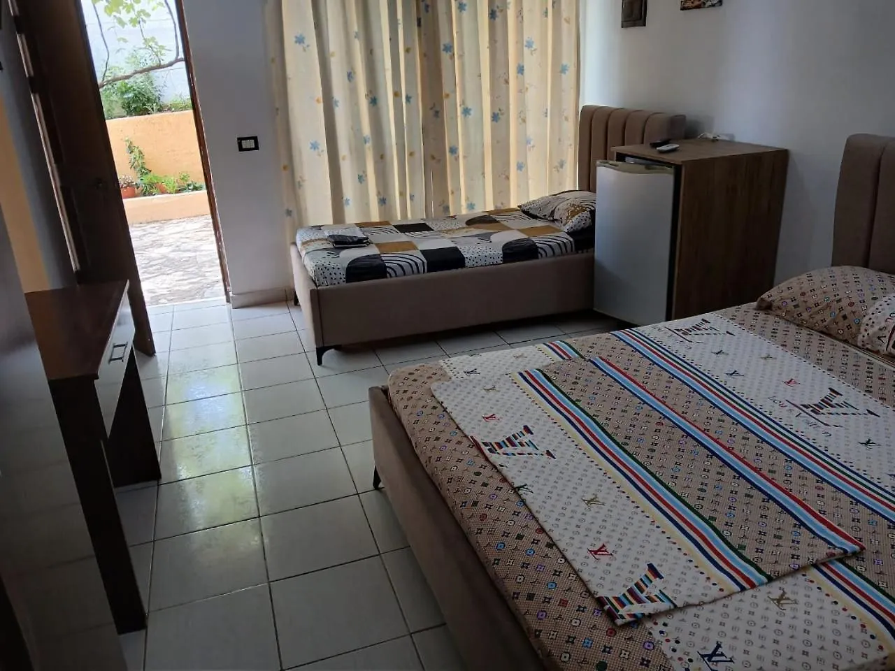 Gini Palace - Shengjin Apartment